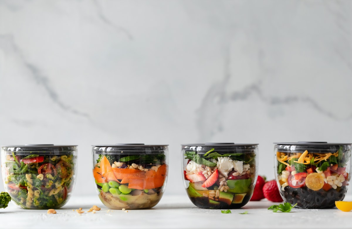 Quick assembly meal prep station